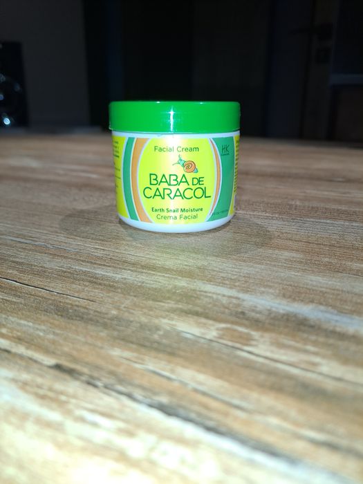 Baba de caracol krem na noc