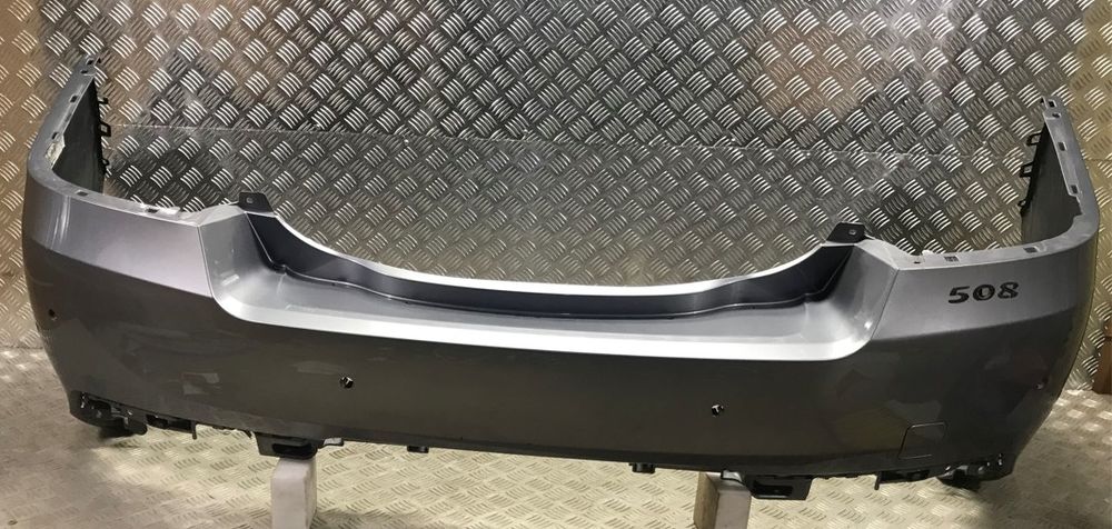 Peugeot 508 lift sedan  zderzak tył 6xpdc