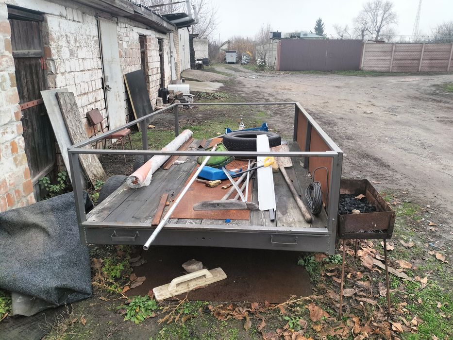 Продам прицеп 2,50*1,50 на торсионах