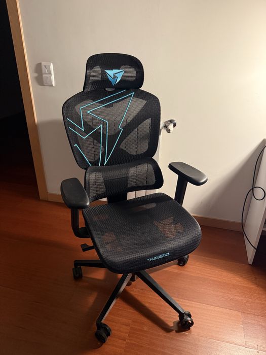 Cadeira Gamer Ergonomica - ThunderX3 YTC