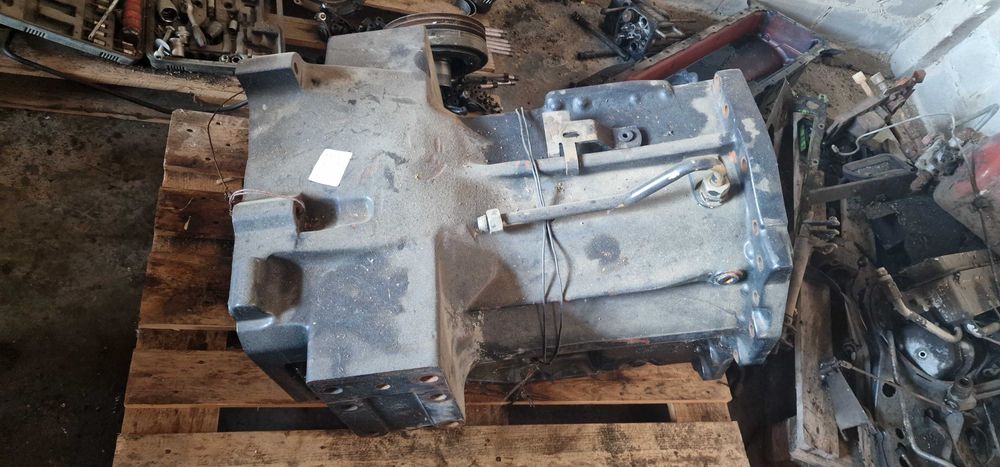 Obudowa skrzyni biegów Deutz Fahr 04416_961 0.900.0955.1 0.900.7306.1