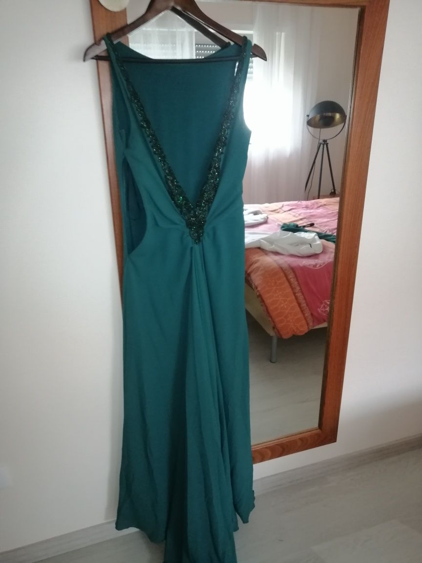 Vestido verde fluído, tamanho M