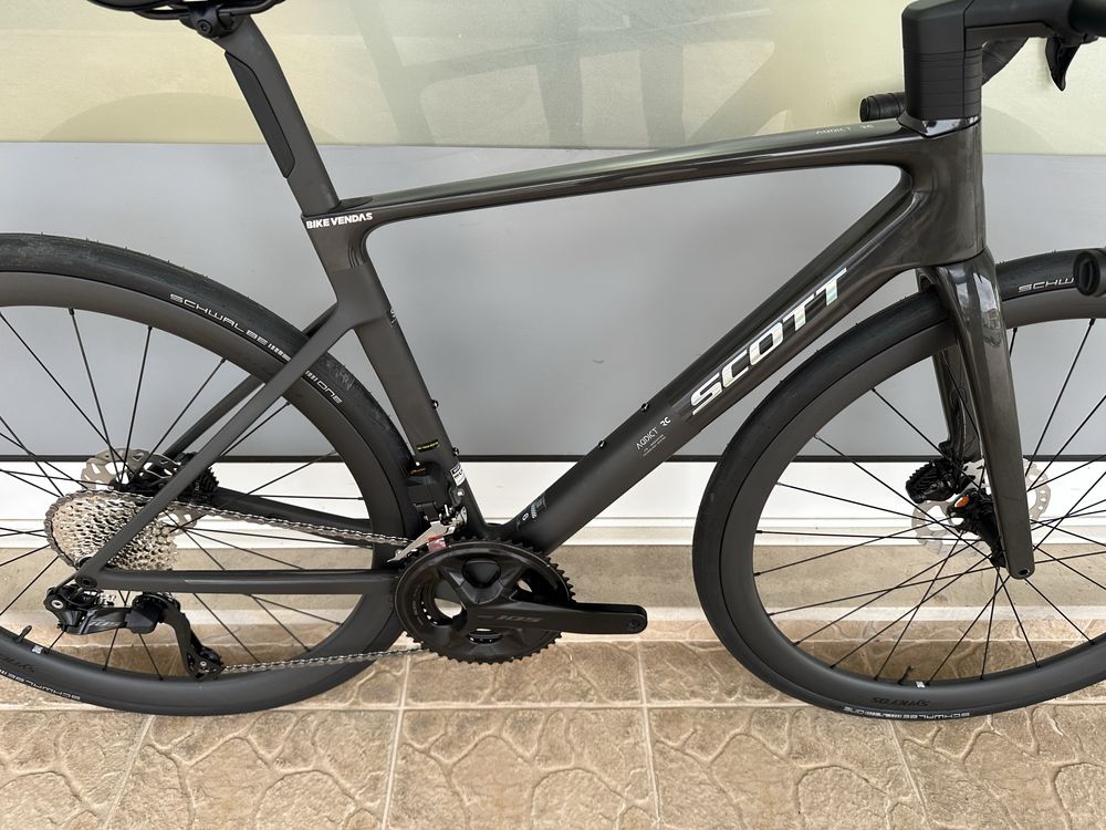 Bicicleta Scott Addict RC - NOVO MODELO 2025