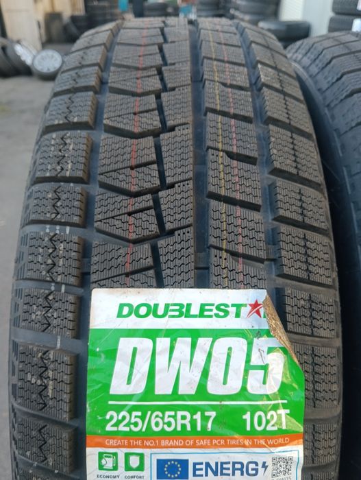 225/65 R17 102T  Doublestar Winterking DW05