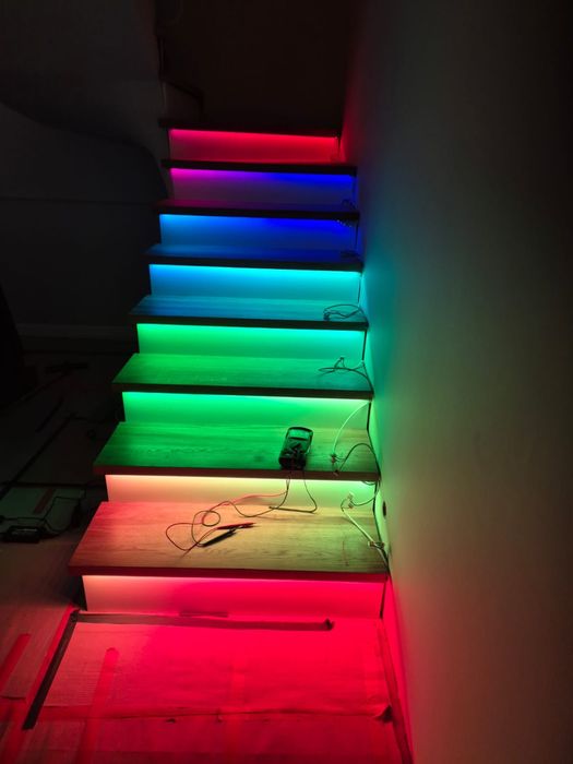 Schody z litego drewna w konkurencyjnej cenie, zapraszamy do kontaktu!