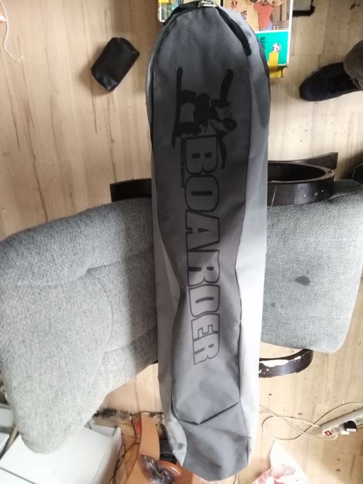 Sprzedam deskę snowboardową