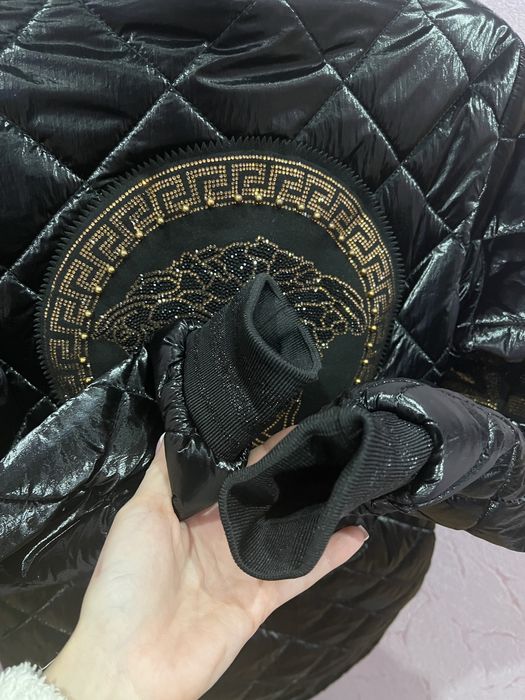 Осіннє пальто Versace c-m