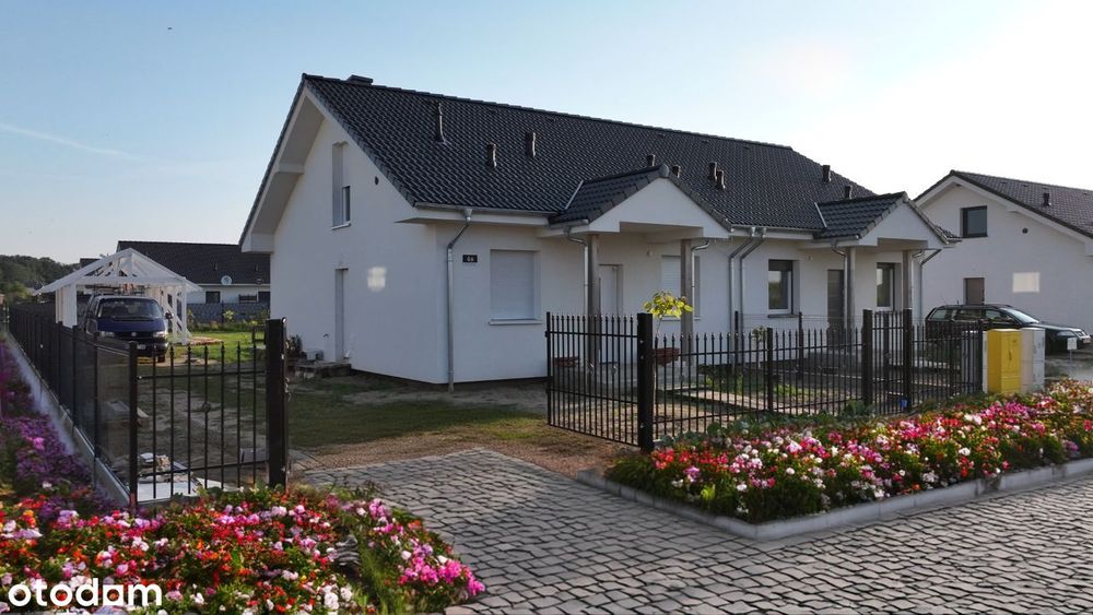 ŁUPIŃSKI DEVELOPMENT Polub nas Dom wraz z działką