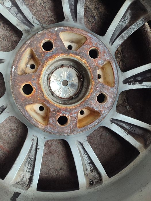 Продам диски r16 5*112 et35 7j