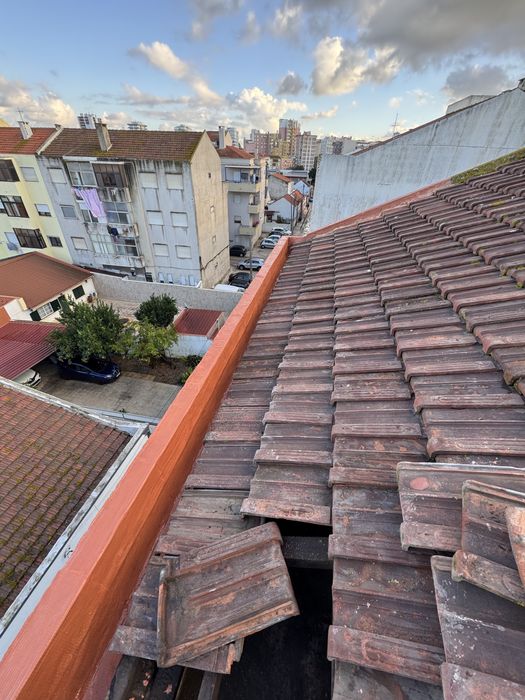 Obras, Reparacao Telhados, Entulho, Pinturas