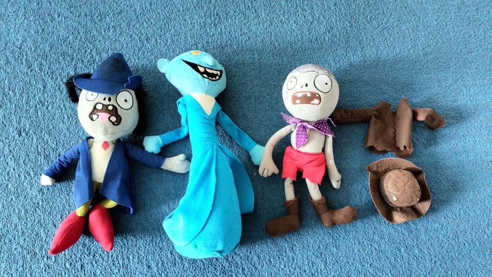 plant vs zombies Zombiaki wampir maskotka pluszak