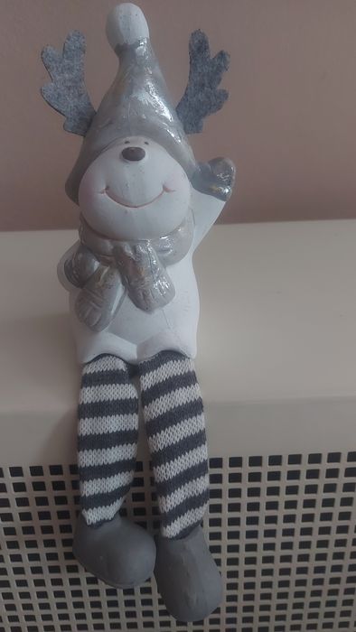 новорічні статуетки. поворічні подарунки