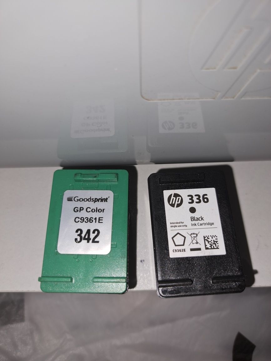 Monitor de computador e Impressora
