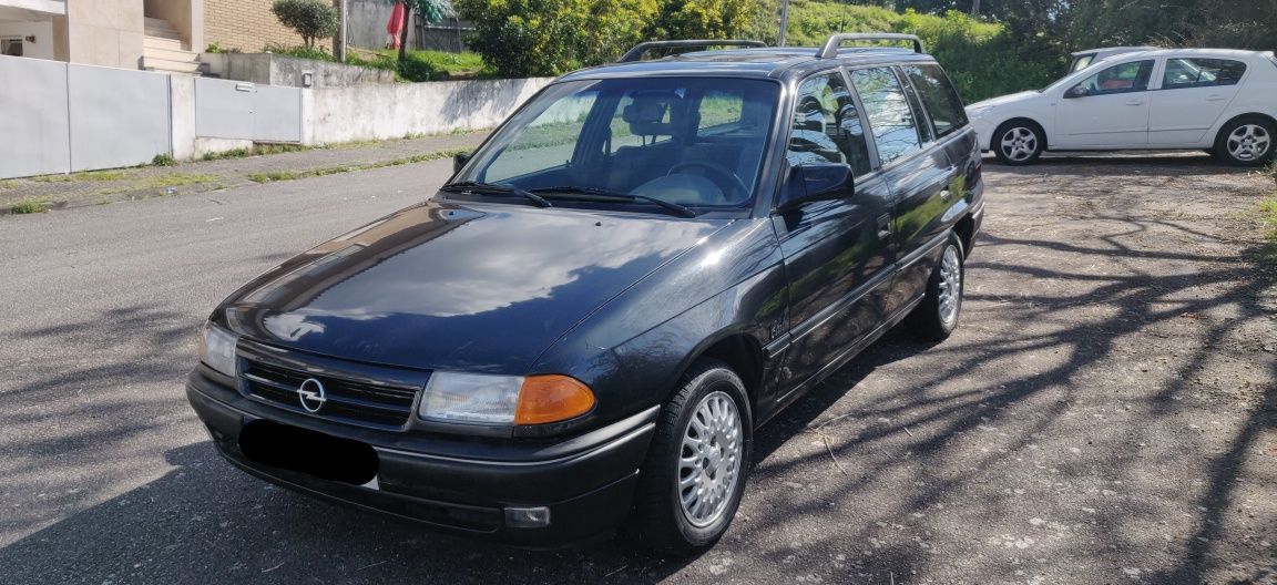Opel Astra 1.4 Nacional