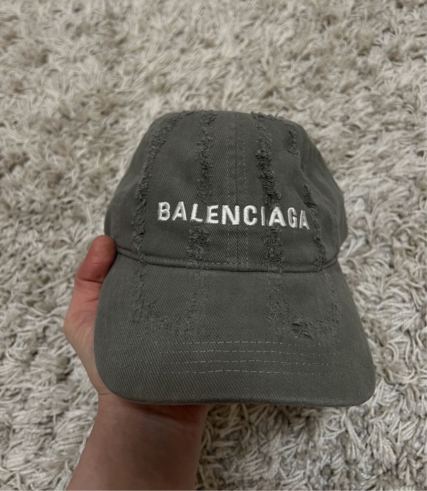 Balenciaga represent кепка