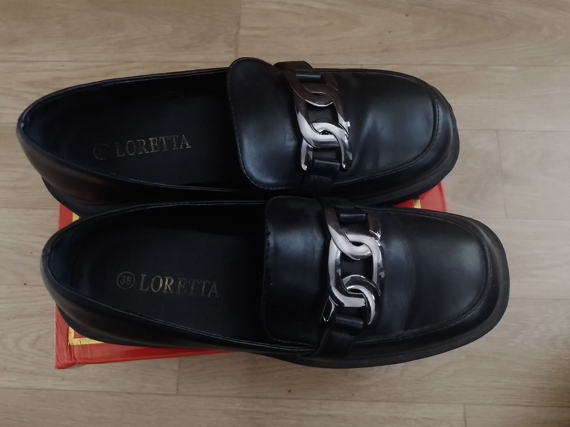 Туфлі жіночі LORETTA