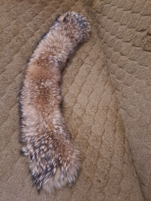 Меховой воротник енот натуральный мех  опушка  хутро комир