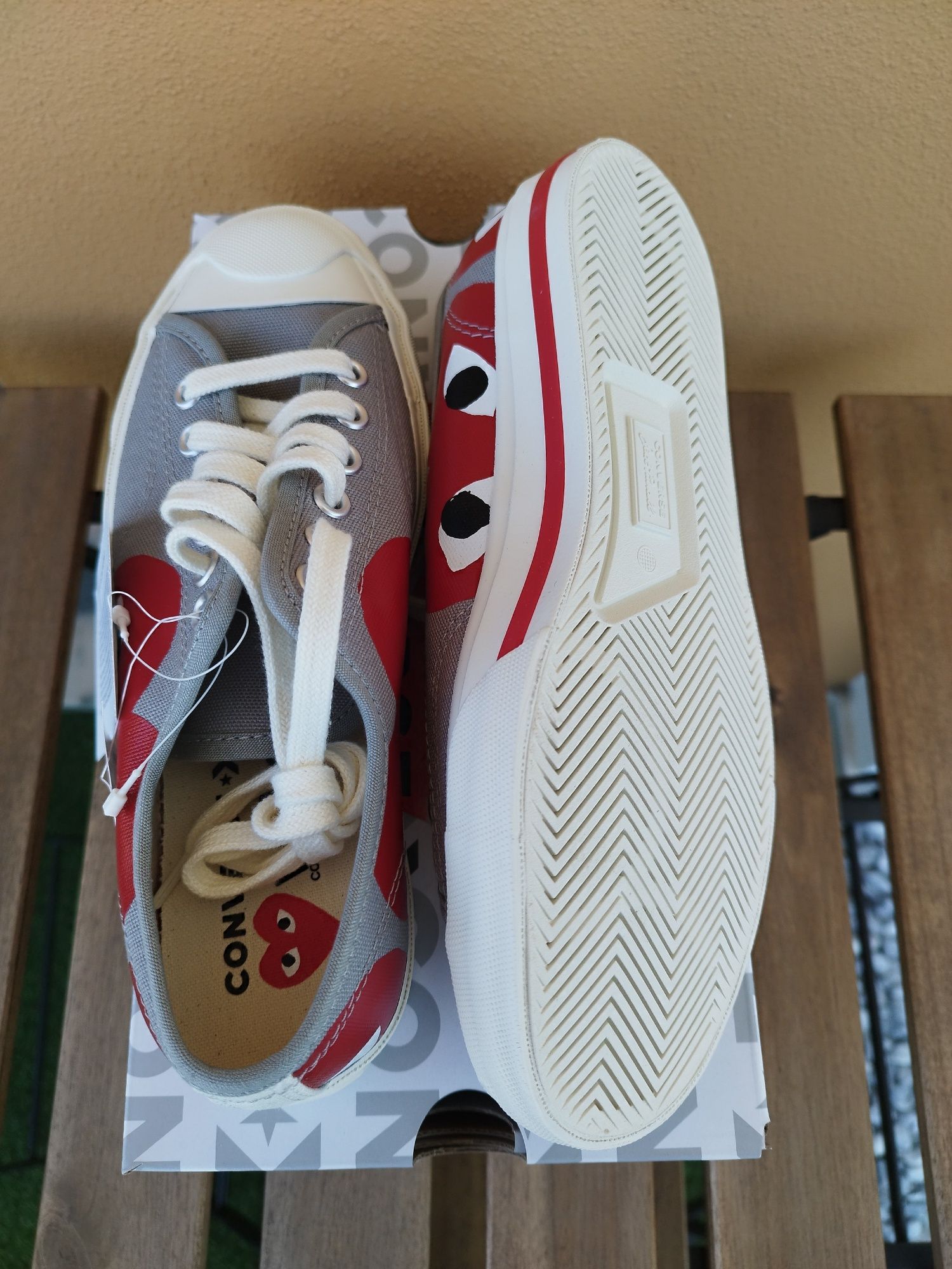 Converse x Comme des Garçons PLAY – Grey/Red (38EU)