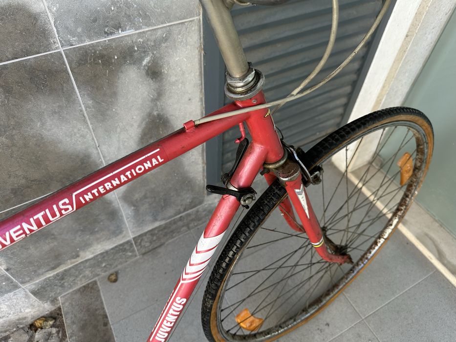 Bicicleta antiga Juventus International