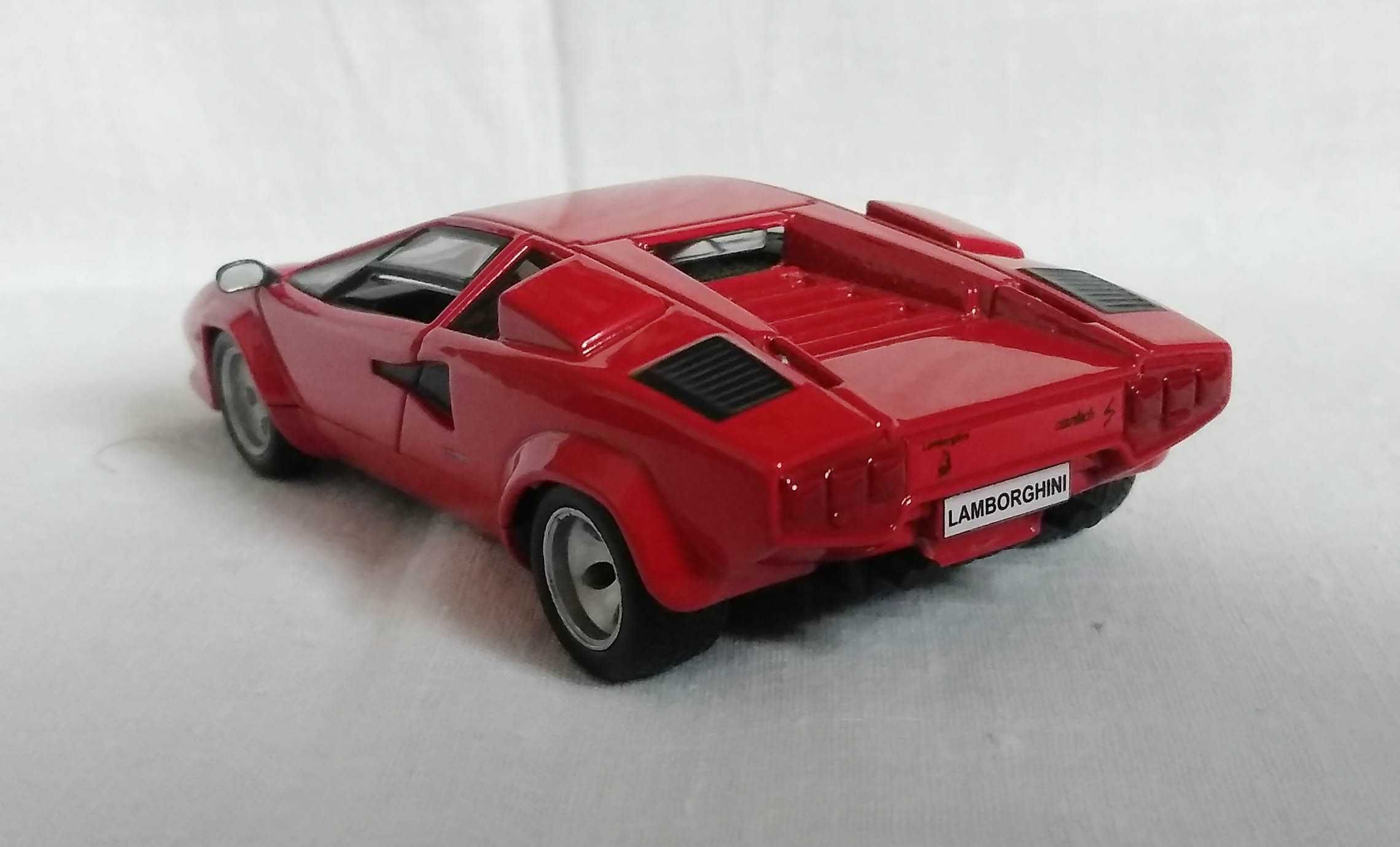 Машинка Lamborghini Countach