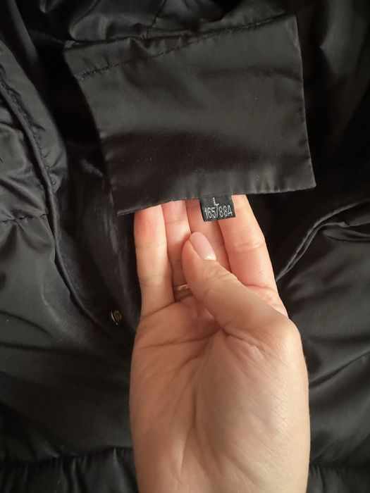 Пуховик жіночий