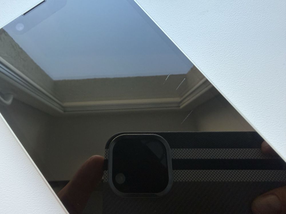 Apple iPhone 16e 128gb White Neverlock 100%