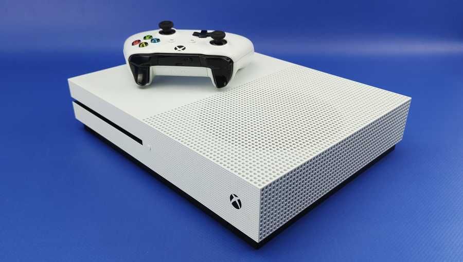 Приставка Xbox ONE S 1TB