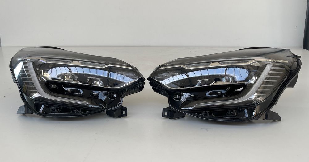 Renualt Captur II 2 Full Led Lampa Prawa Lewa
