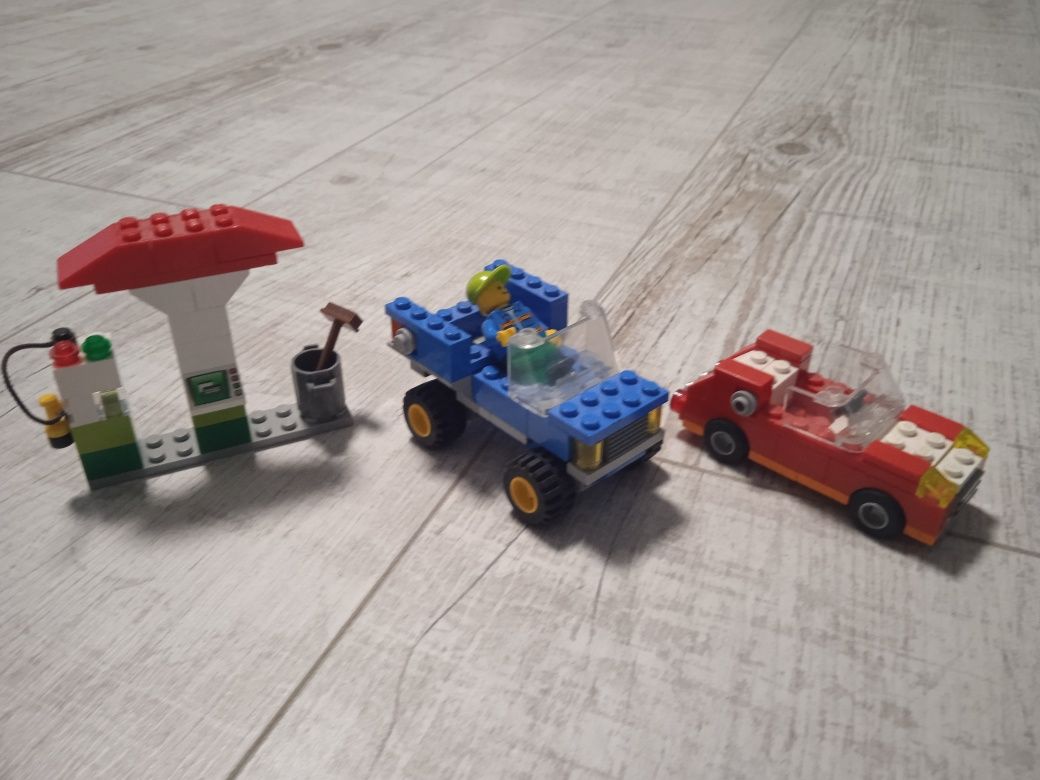 Klocki LEGO 5898 stacja paliw zestaw do budowy samochodów