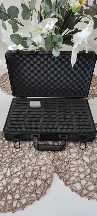 Etui na monety w sztabie NGC grading 50 miejsc