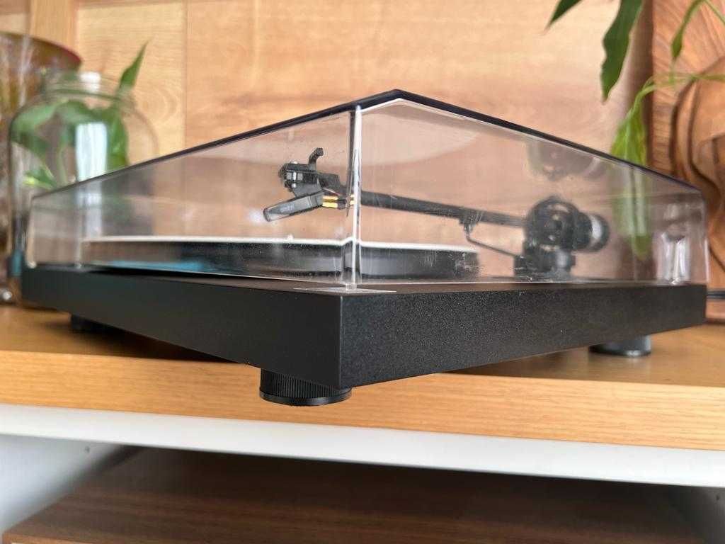 Gramofon Limitowany PRO-JECT 1-Anniversary + Ortofon OM 10