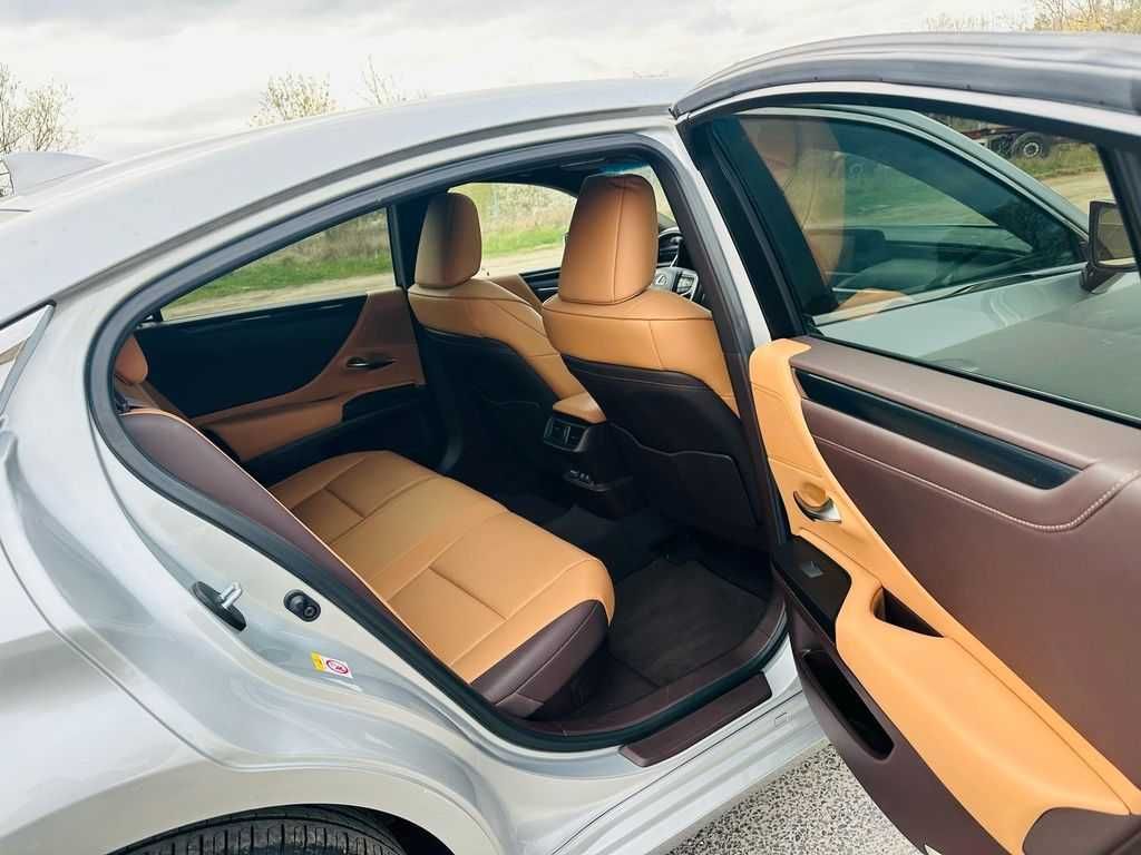 Lexus ES прокат авто Киев аренда машин от суток