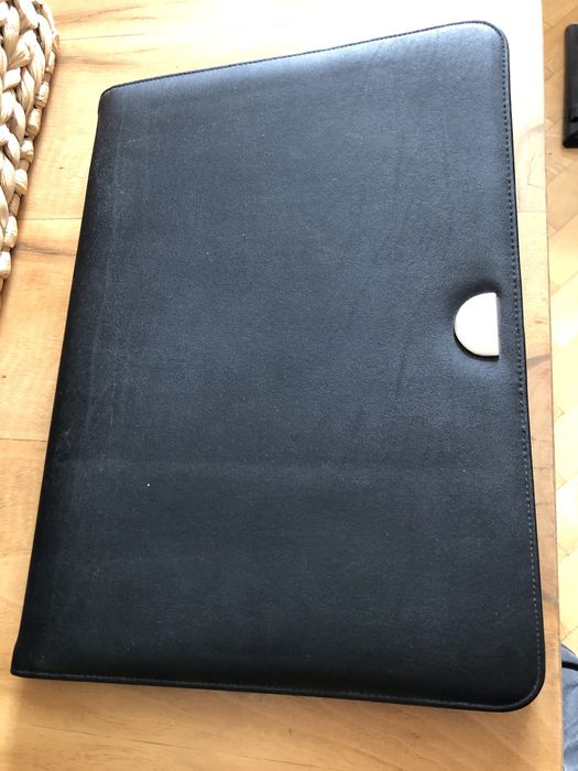 Teczka biznesowa z przegródkami A4