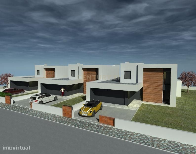 Moradia Moderna T3+1 em Construção - Ortigosa