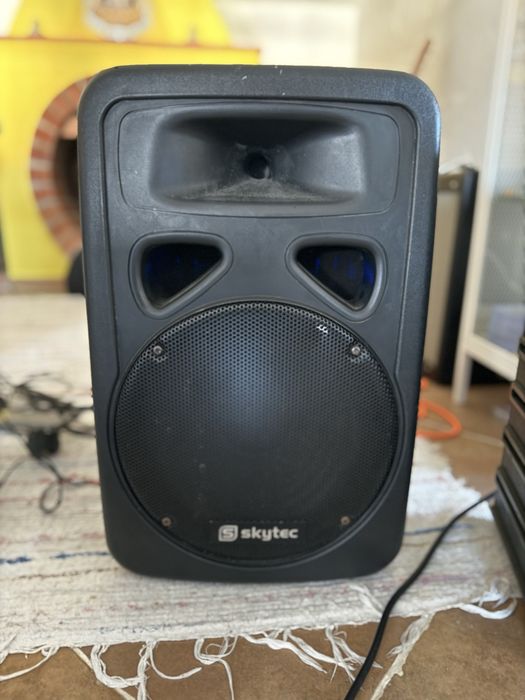 Colunas activas Skytec 300W (2 colunas)
