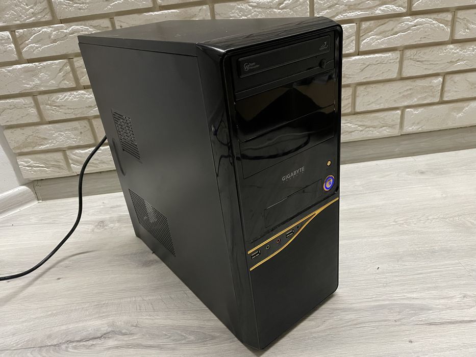 Ігровий ПК / GTS 450 / AMD Athlon X4 651 / RAM 4gb / 1 TB HDD