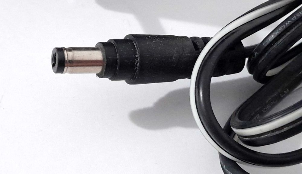 Transformador ACHME Corp. 12V 2.0A usado
