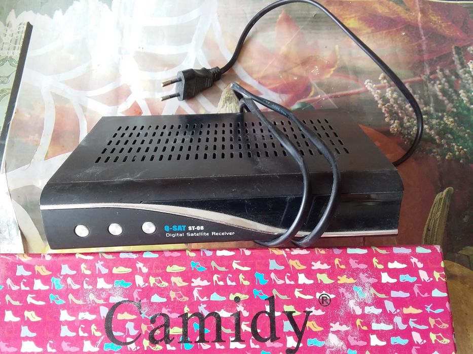 Тюнер Приставка Ресивер Спутник Т2 Антенна Блок питания ПультУниверсал