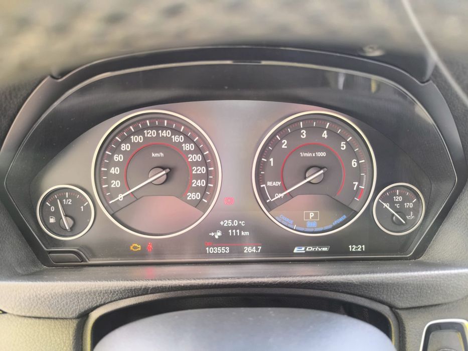 BMW 330e  pack Luxe
