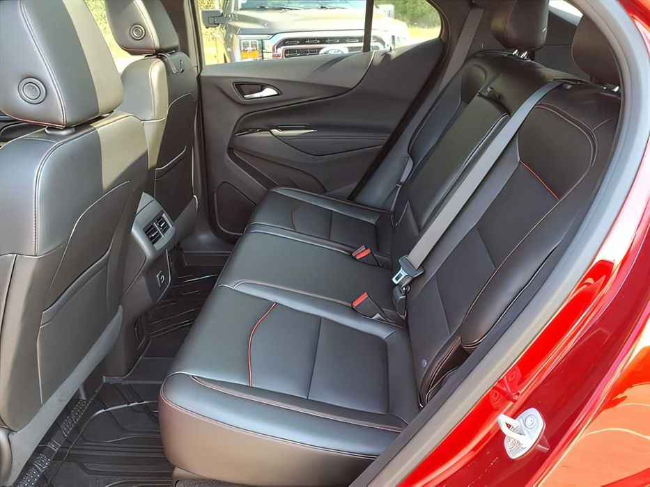 Chevrolet Equinox      2022