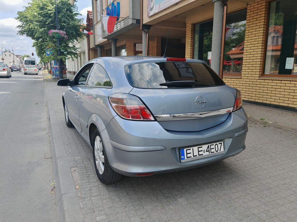 Astra H GTC benzynka