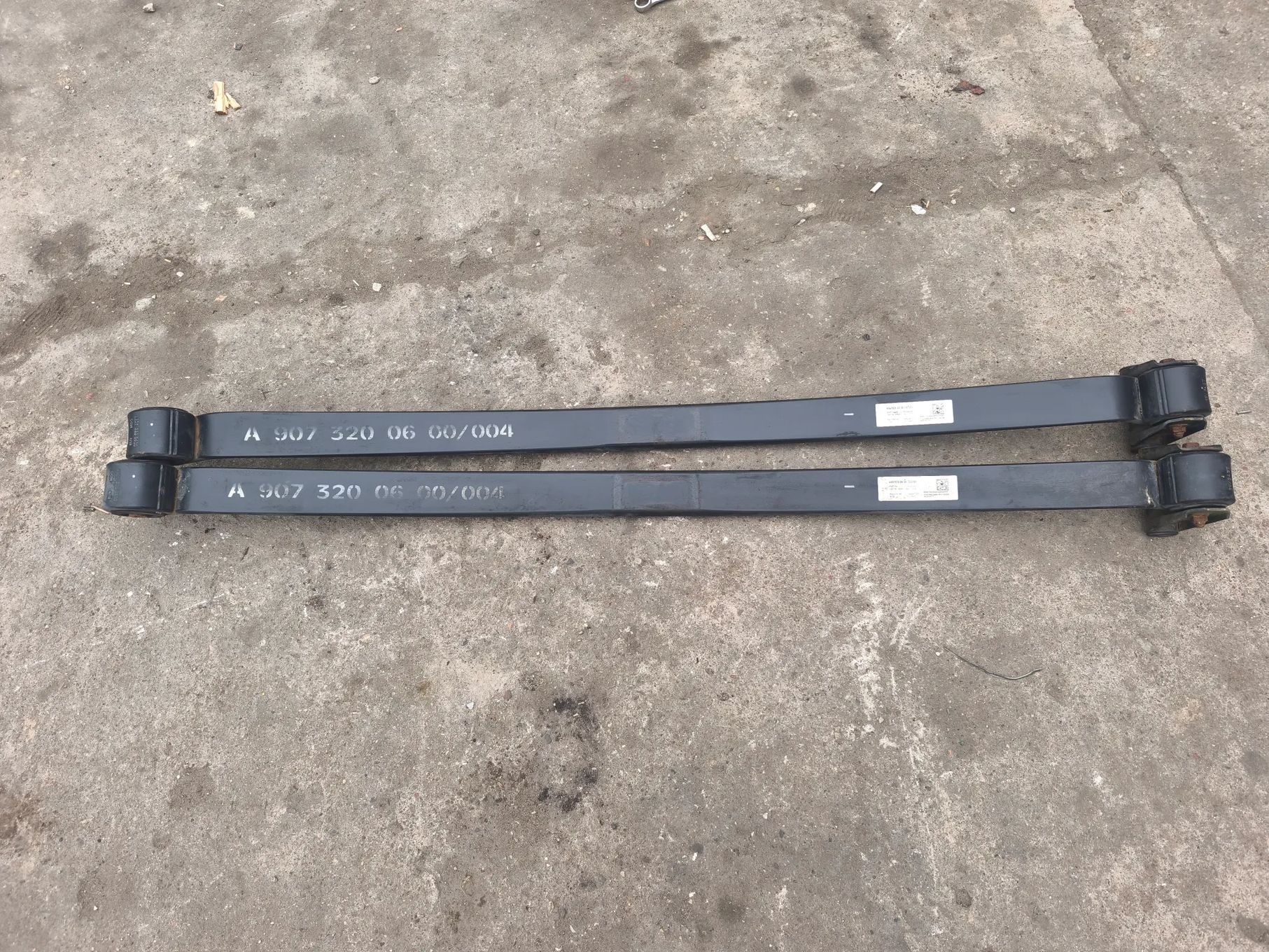 Resory pióra Mercedes-Benz Sprinter w907 w906 a9073200600