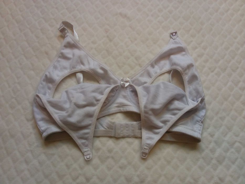 Stanik dla karmiącej piersią (E) (Odzież)