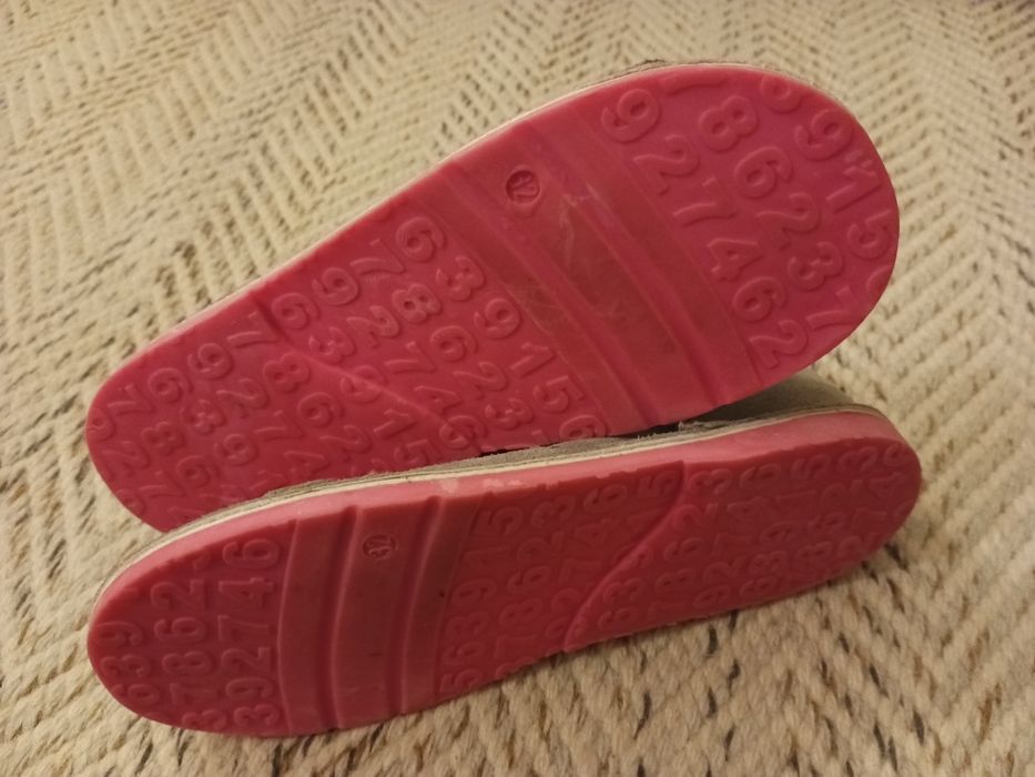 Kapcie dziecięce Danielki rozm. 32