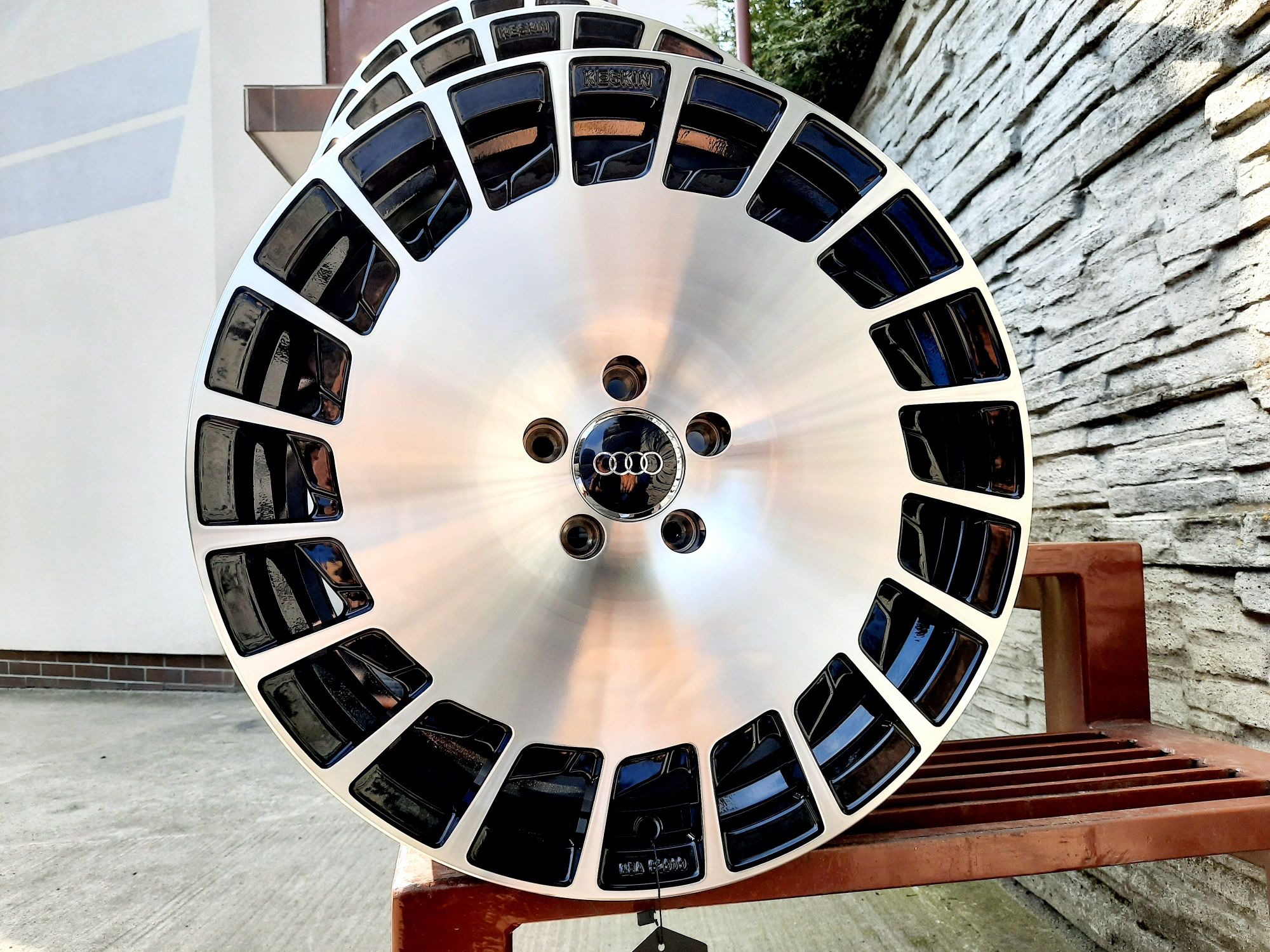Alufelgi NOWE 19 AUDI 5x112 A3 A4 B5 B6 B7 A6 C5 C6 Q3 TT KESKIN KT23