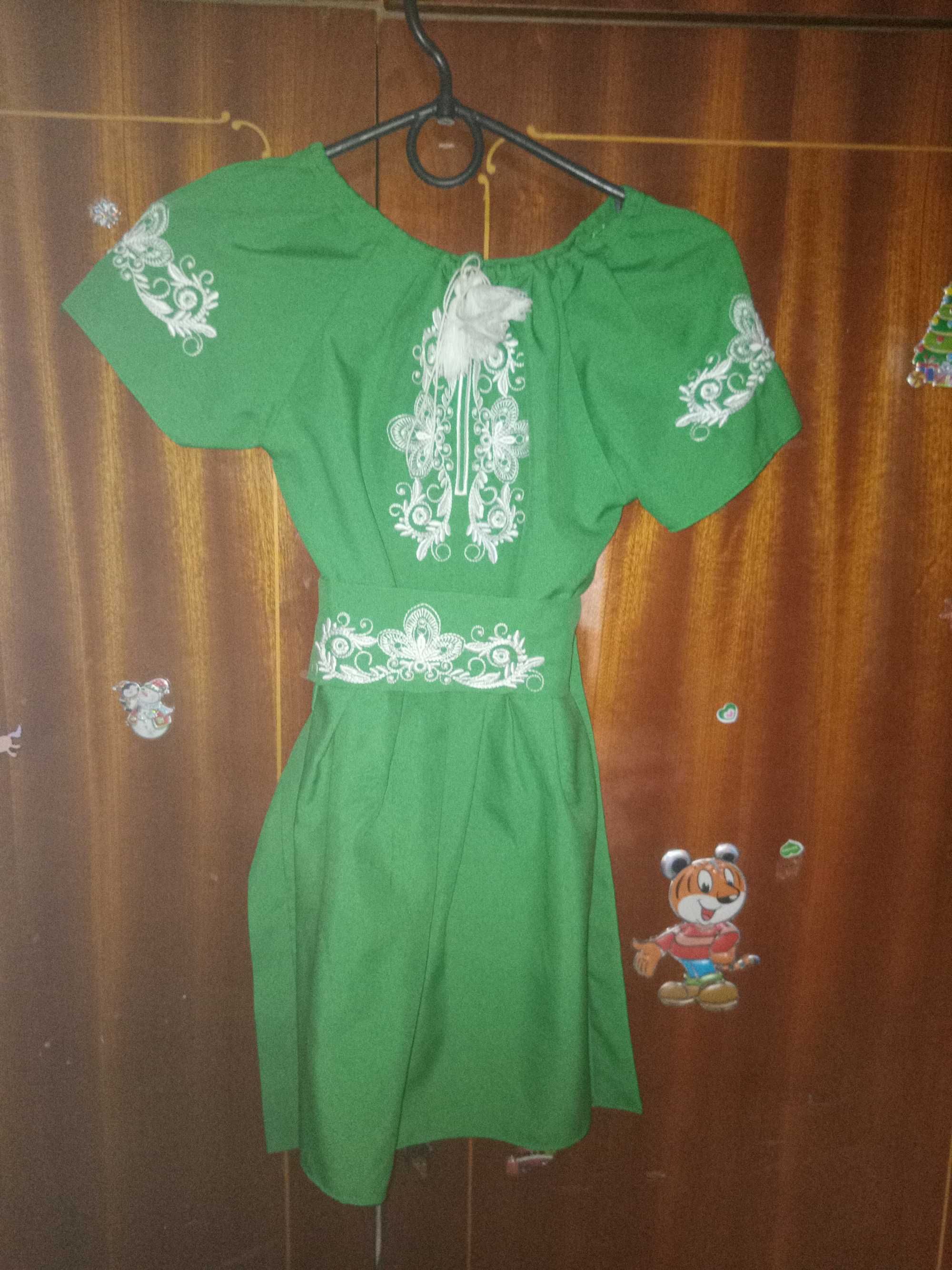 Продаю сукню вишиванку