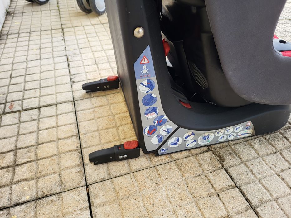 Cadeira auto CHICCO + Carrinho passeio MAXI-COSI  + 2 Assentos + Trot