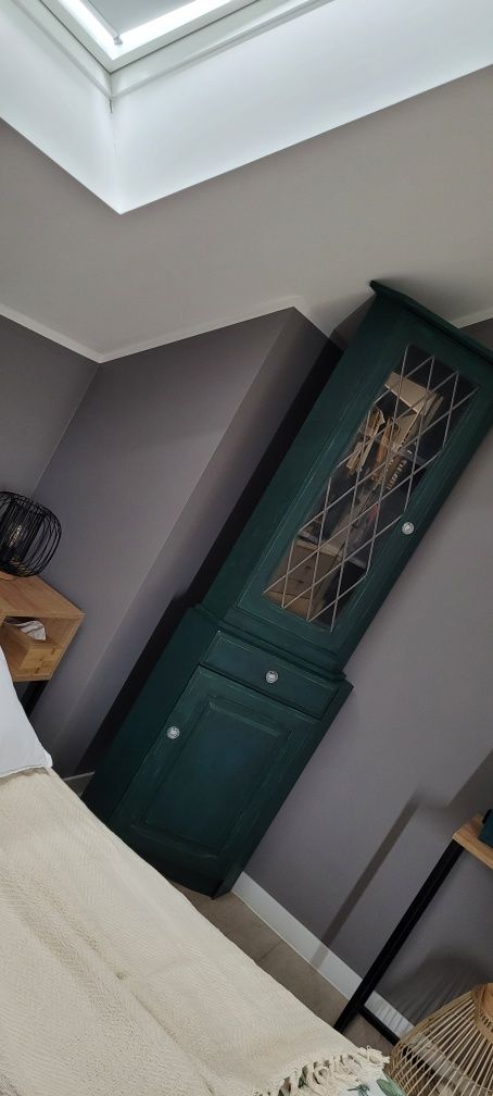 Komoda, witryna z szybą starodawna, retro, odnowiona