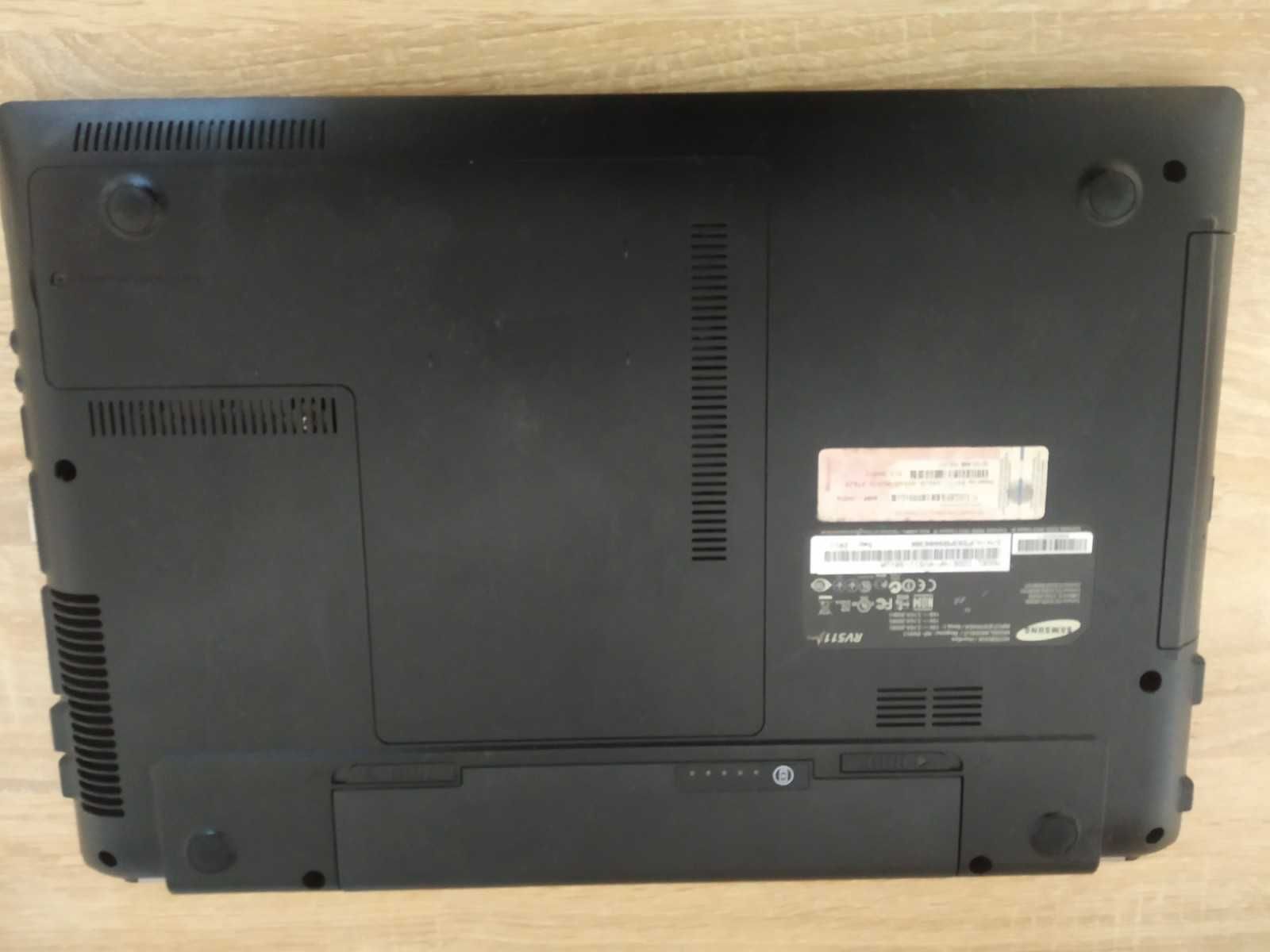 Ноутбук Samsung RV511