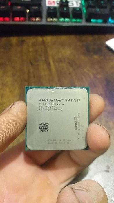 Процесор AMD Athlon X4 840, FM2+